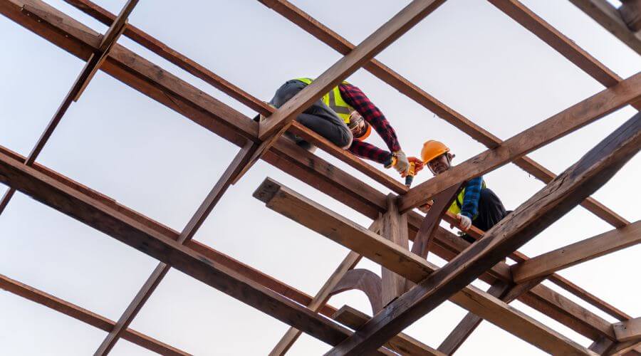 Professional gutter cleaning services in Mascot, VA